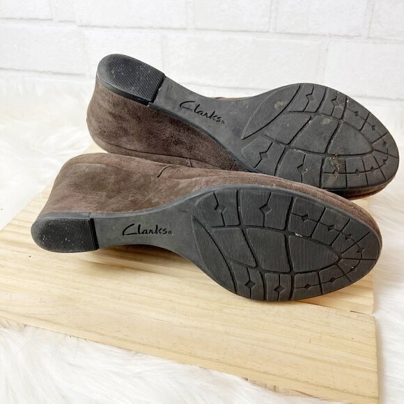 Clarks Camryn Bronte Suede Taupe Brown Wedge Ankle Boot Bootie Women's Size 9.5M - Picture 6 of 9